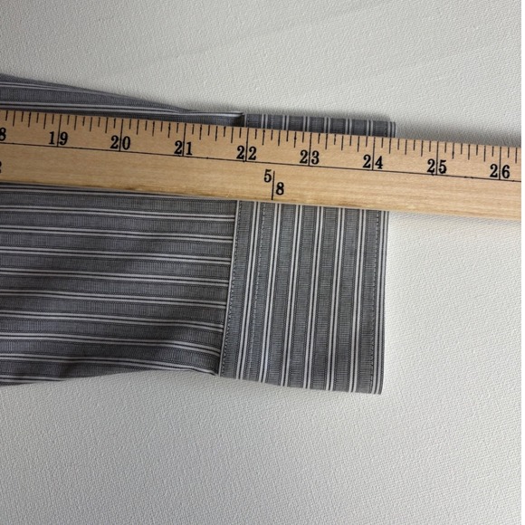 Talbots Wrinkle Resistant Striped Button Down Shirt Grey Womens 10 Career Siren - Picture 8 of 8